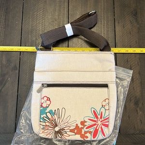New Thirty-One Organizing Shoulder Bag - (Matching Wallet sold separately)